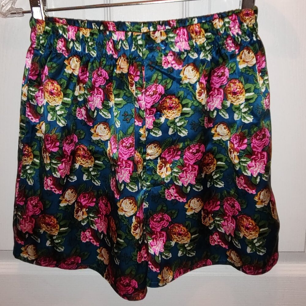 VICTORIA'S SECRET BOXER SHORTS 100% SILK FLORAL FLY FRONT WITH BUTTONS SZ SMALL